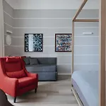Πανσιόν Euterpe Lht