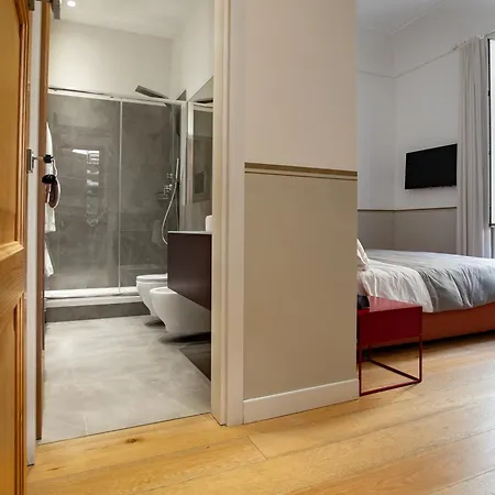 Euterpe Lht Гостевой дом 4*